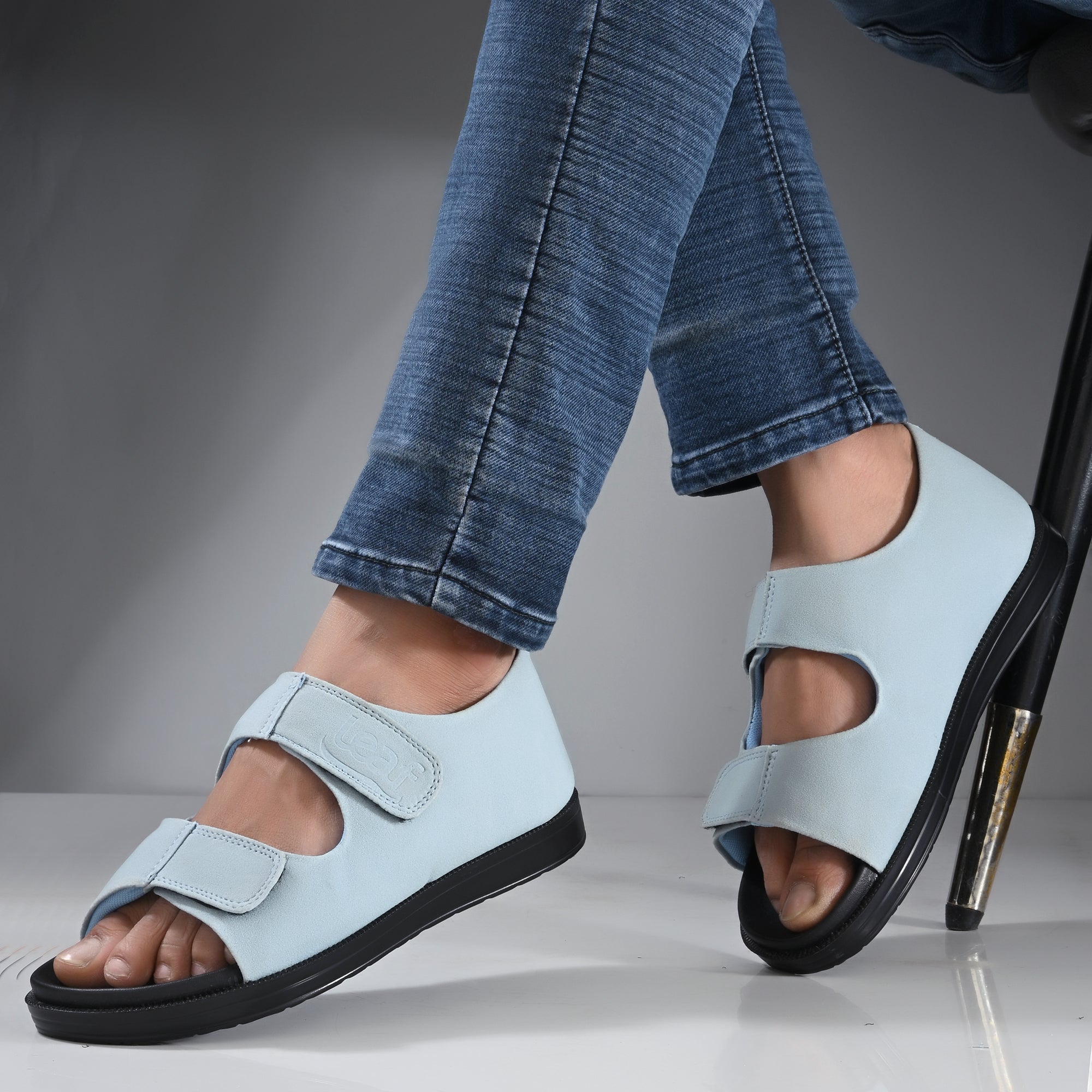 Diabetic Comfy-Pro Snow Sandal for reduction of burning and loss of sensation. 2 straps Blue